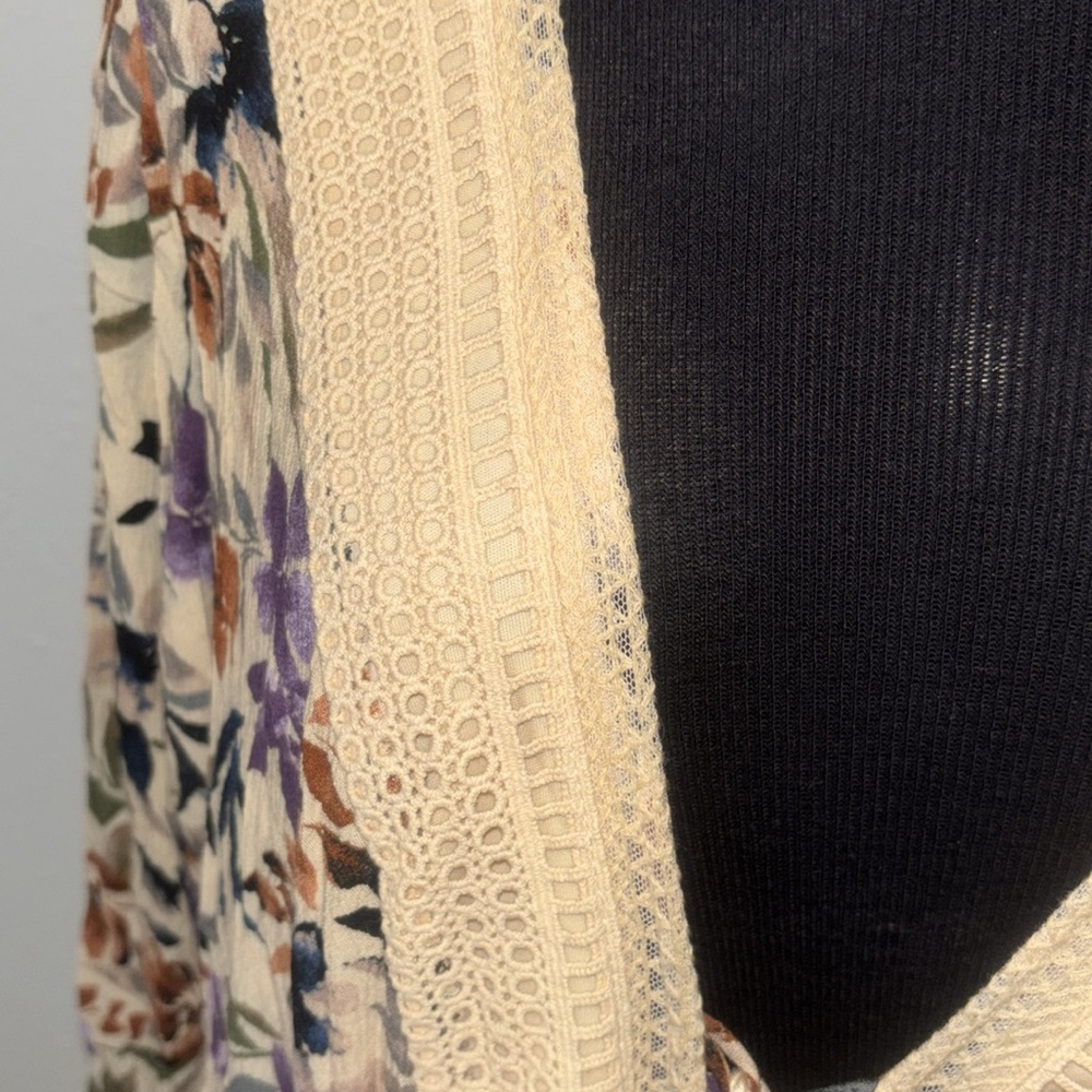 Torrid Crochet Front Floral Dress size 3X - Picture 3 of 11